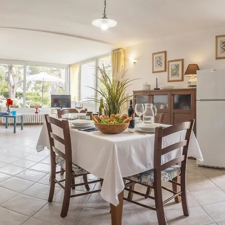 Apartman Il Giardino Di Ambra Imperia