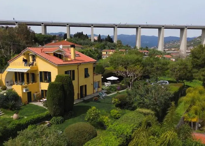 Il Giardino Di Ambra Апартаменты Империя